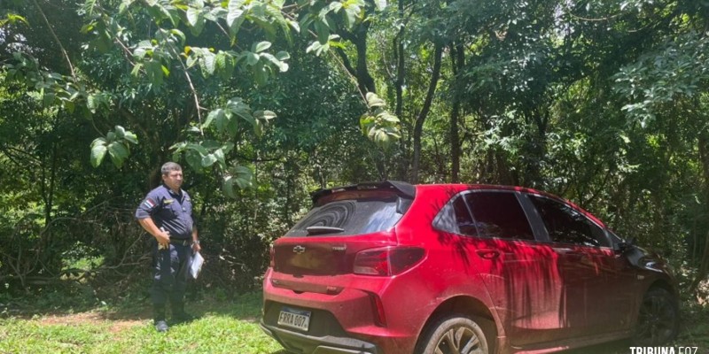 Carro roubado é encontrado abandonado no Km 7 em Ciudad Del Este